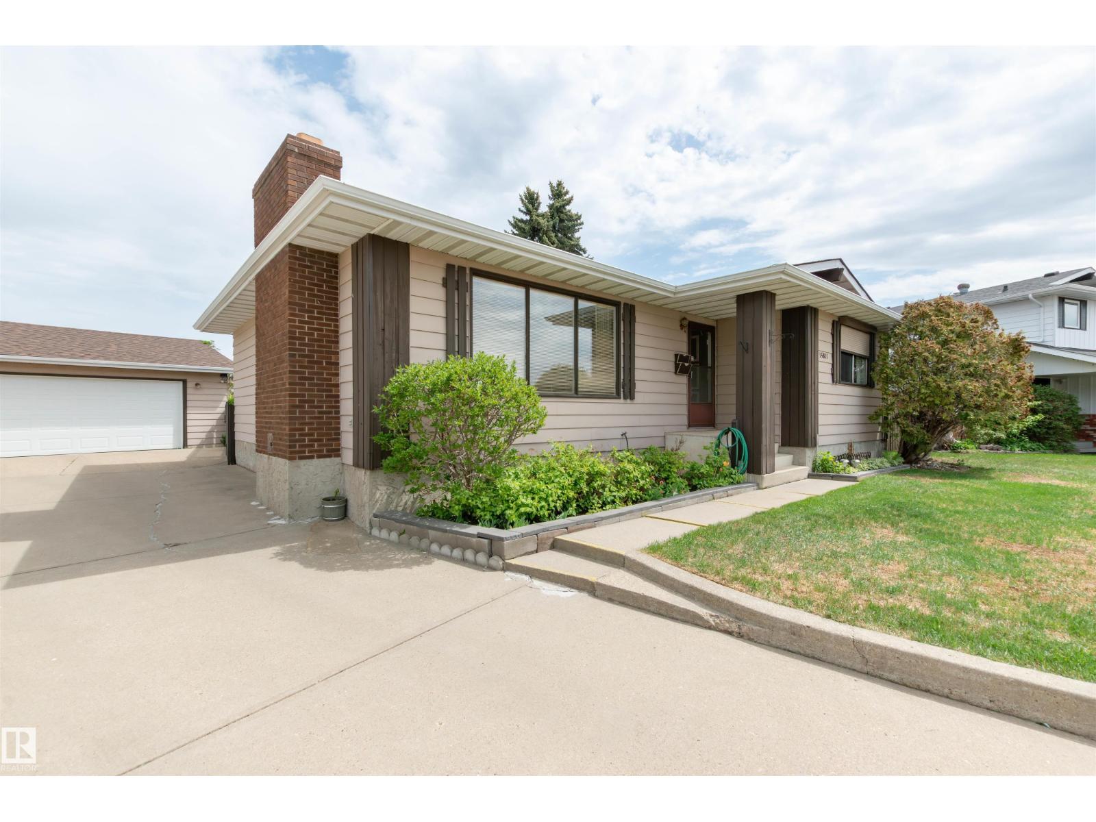 15811 119 ST NW - Image 2