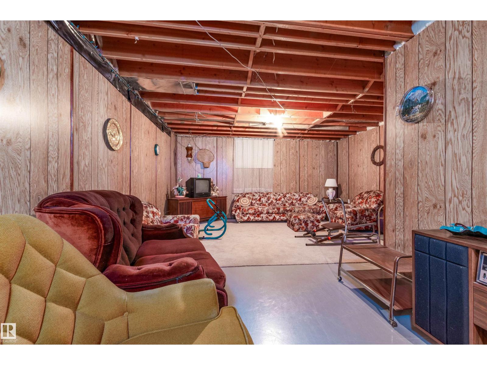 15811 119 ST NW - 23