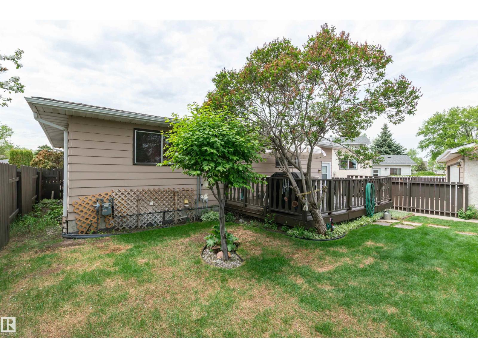 15811 119 ST NW - 35