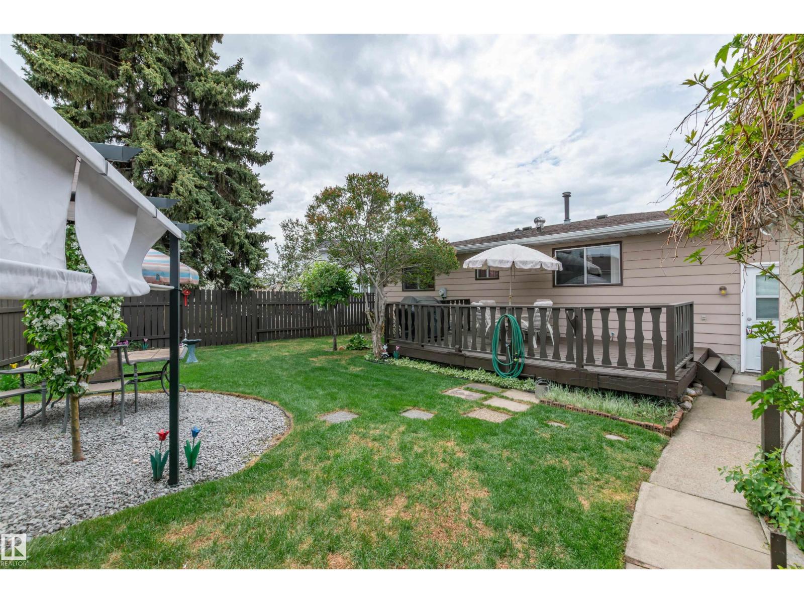 15811 119 ST NW - 37