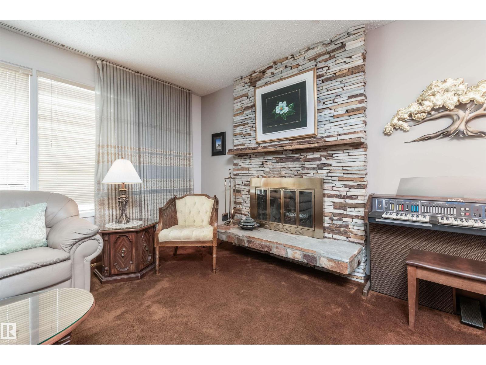 15811 119 ST NW - 6