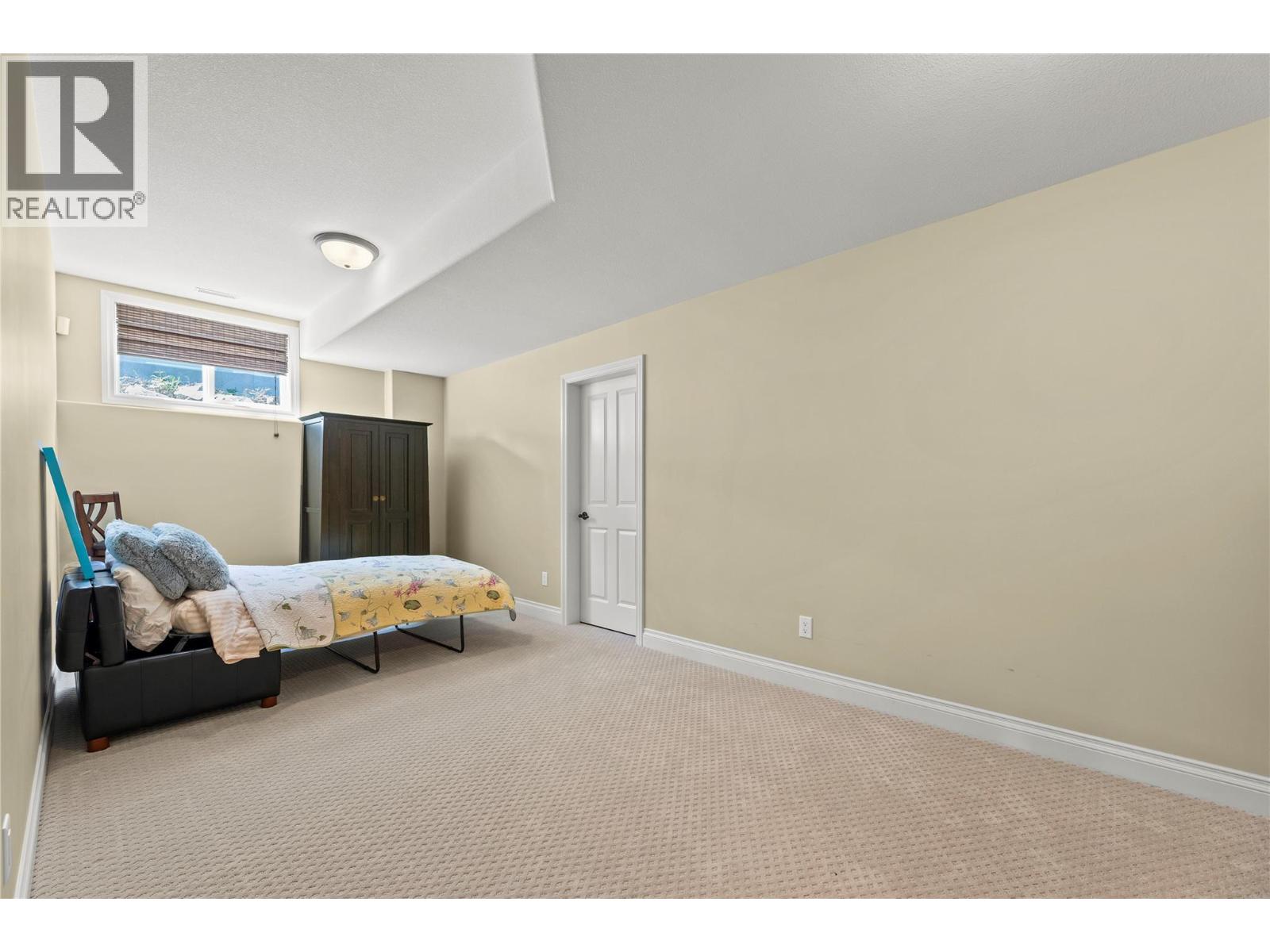 2728 Valleyview Drive - 48