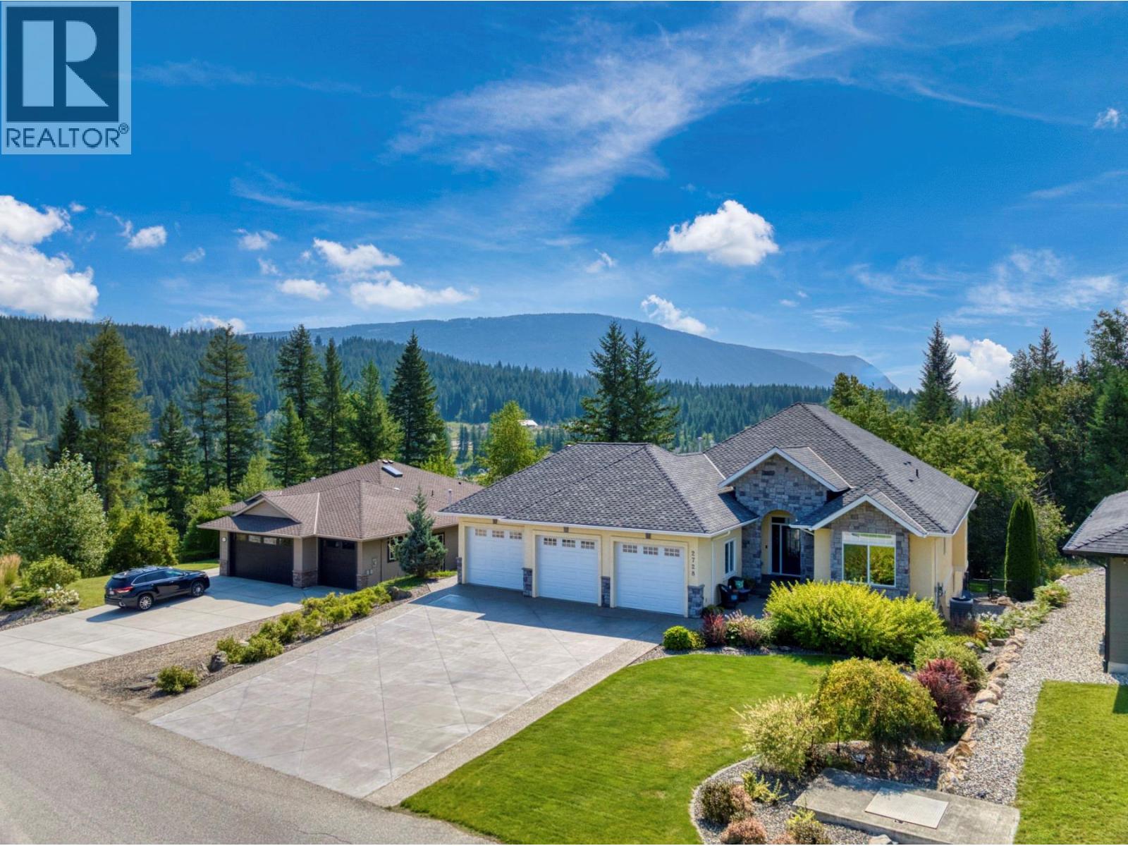 2728 Valleyview Drive - 2