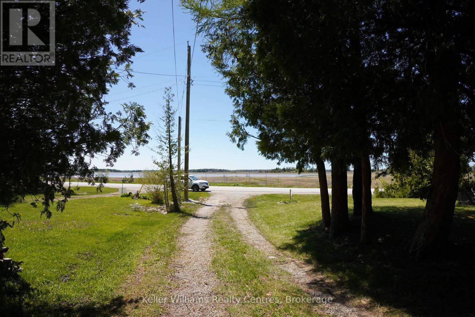 77 SHORELINE AVENUE - 29