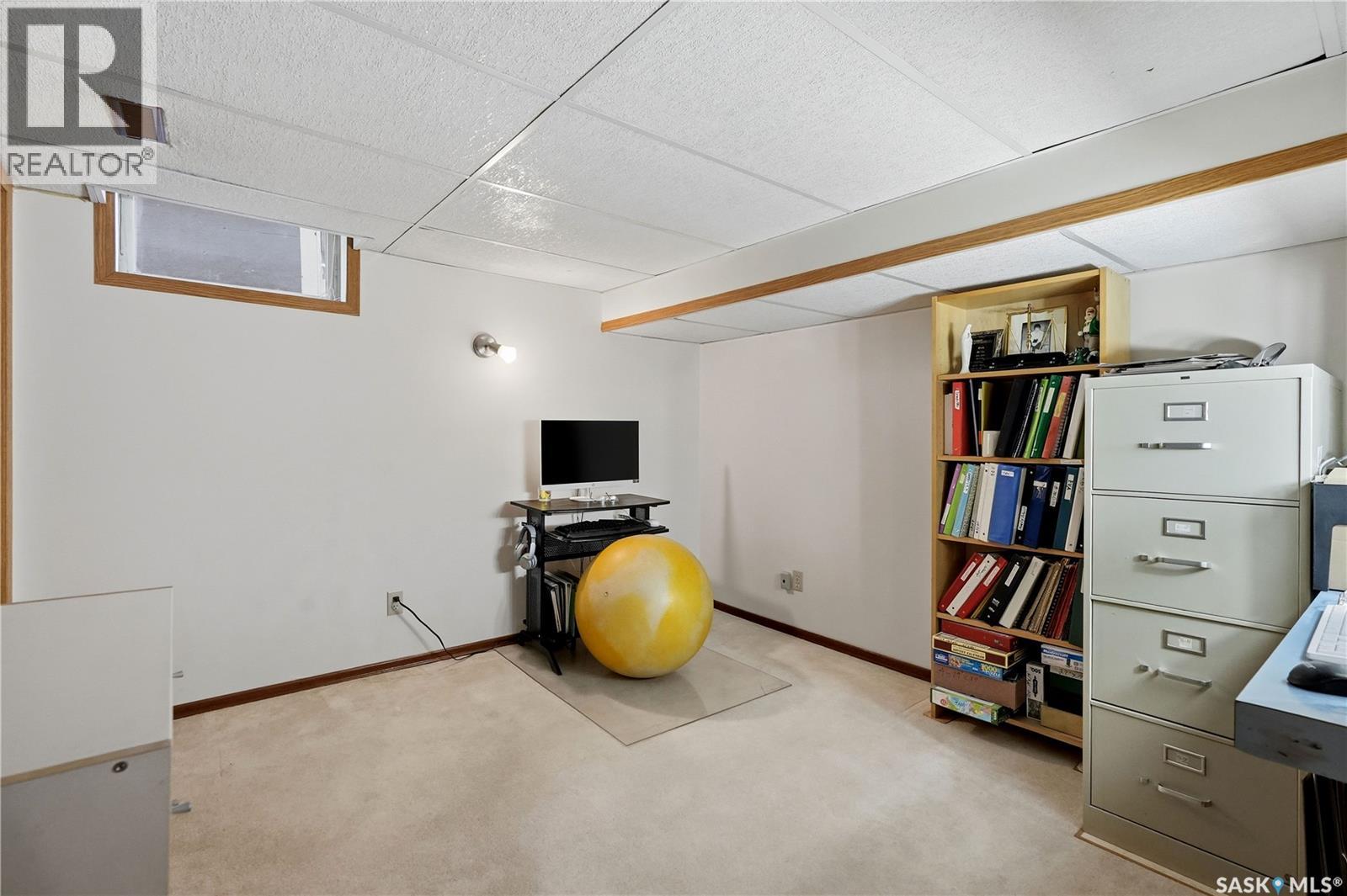 2447 Swayze CRESCENT - 36