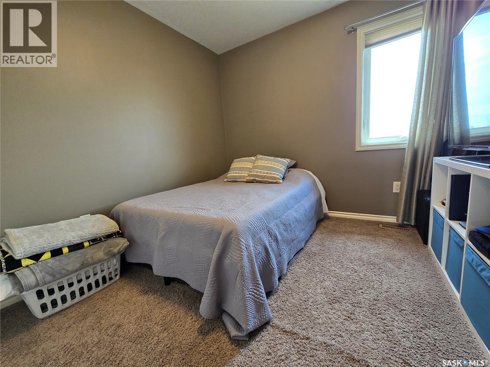 610 BARBER CRESCENT — photo 14
