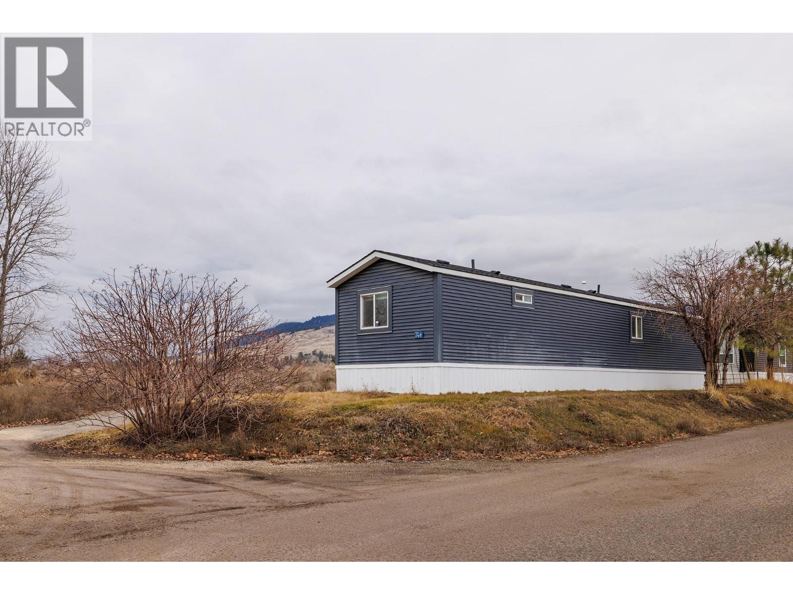 #74 8945 Highway 97 N - 20