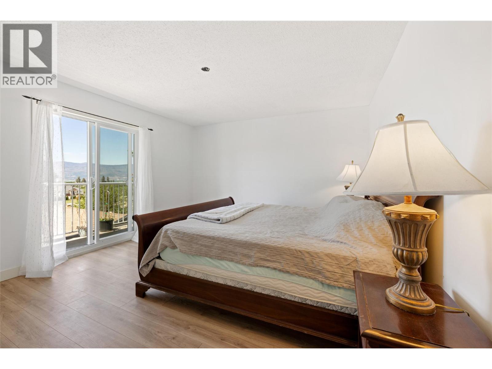 3299 McCulloch Road - 30
