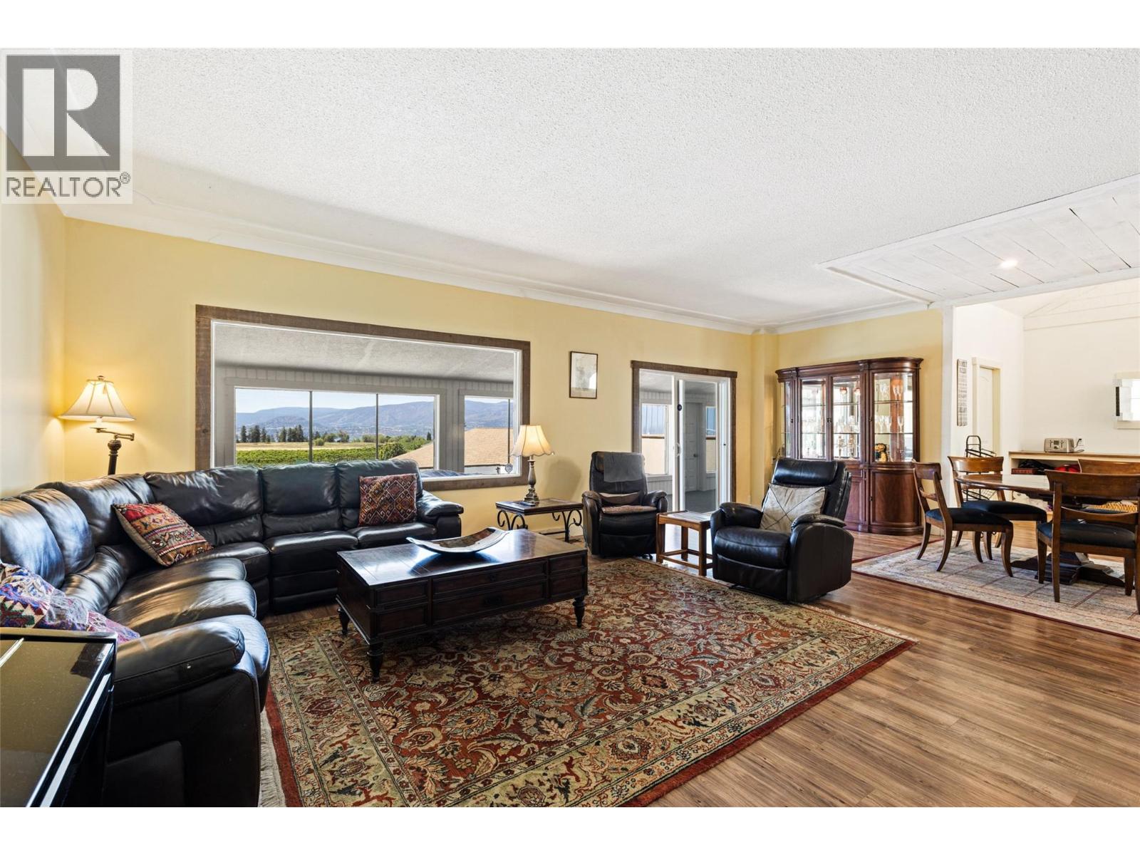 3299 McCulloch Road - 19