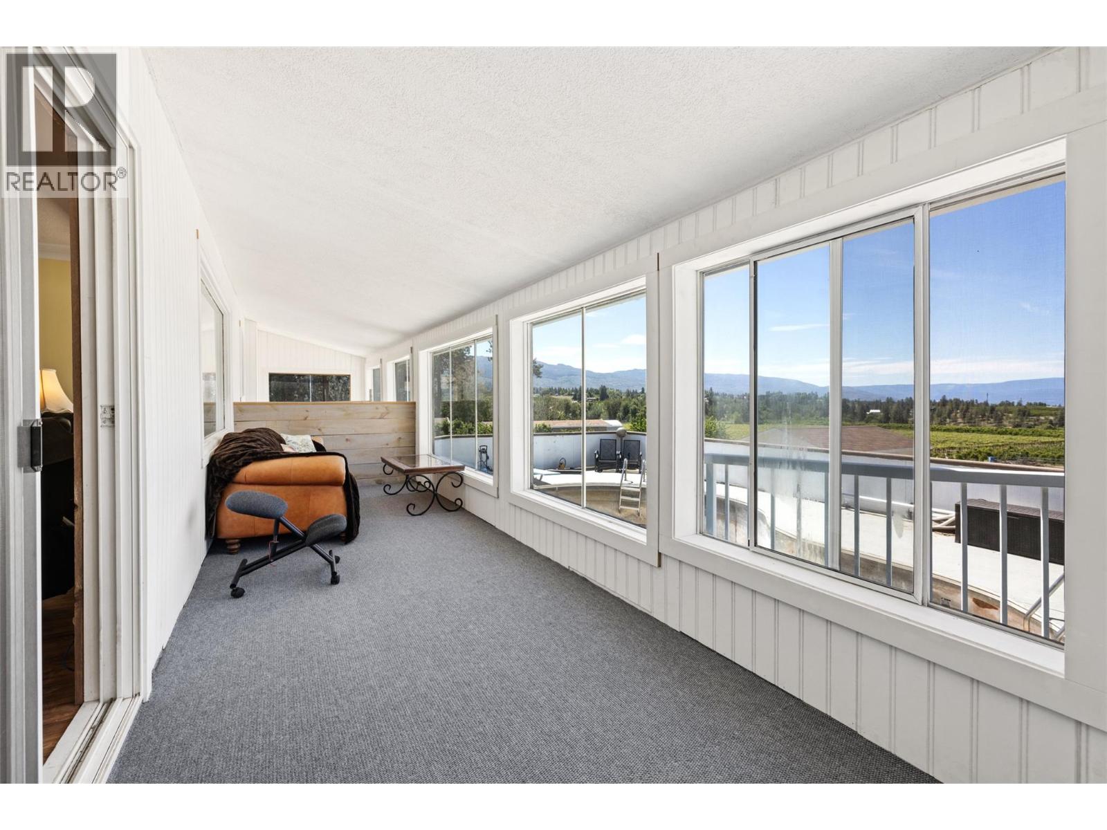 3299 McCulloch Road - 21