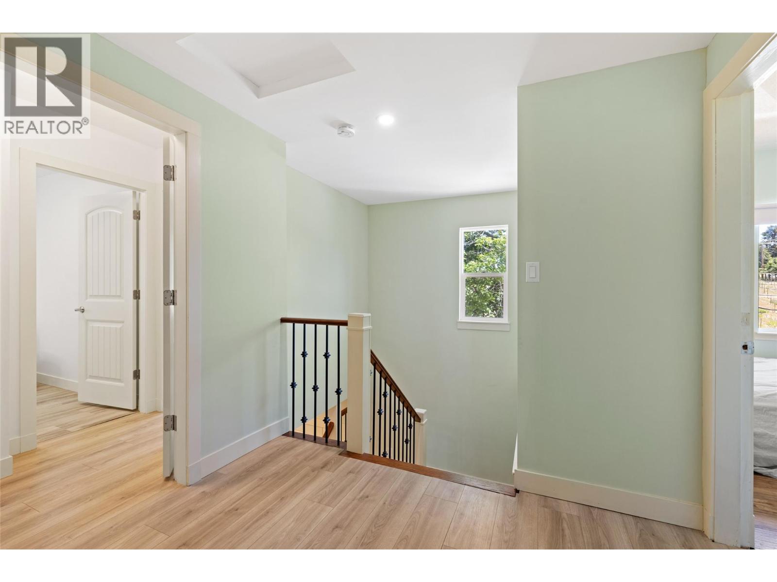 3299 McCulloch Road - 27