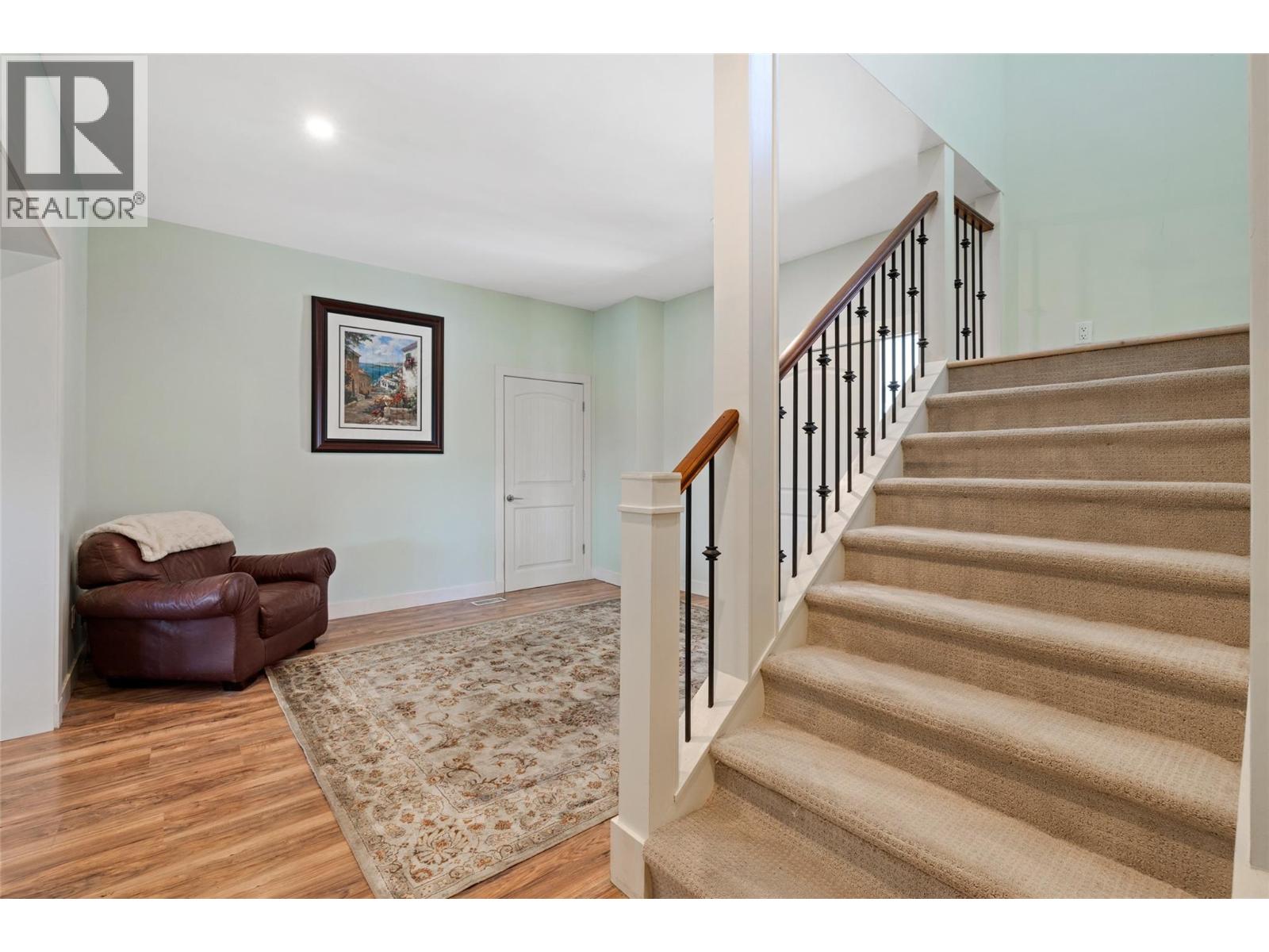 3299 McCulloch Road - 25