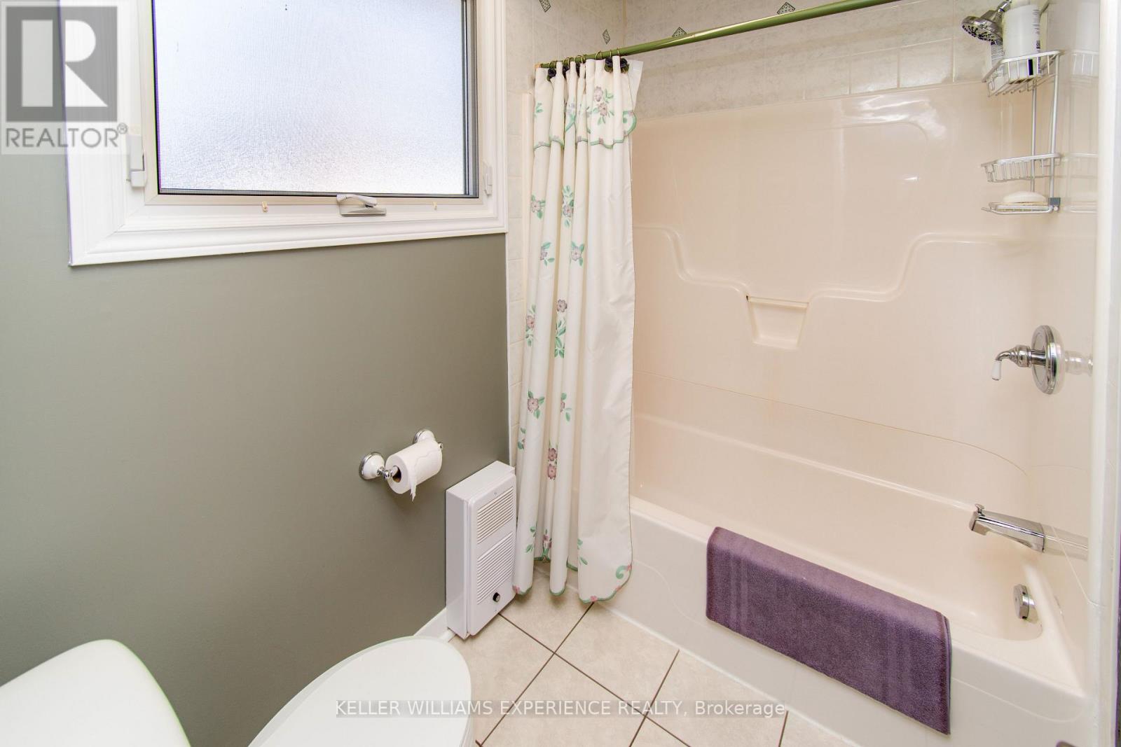 58 VARDEN CRESCENT - 21