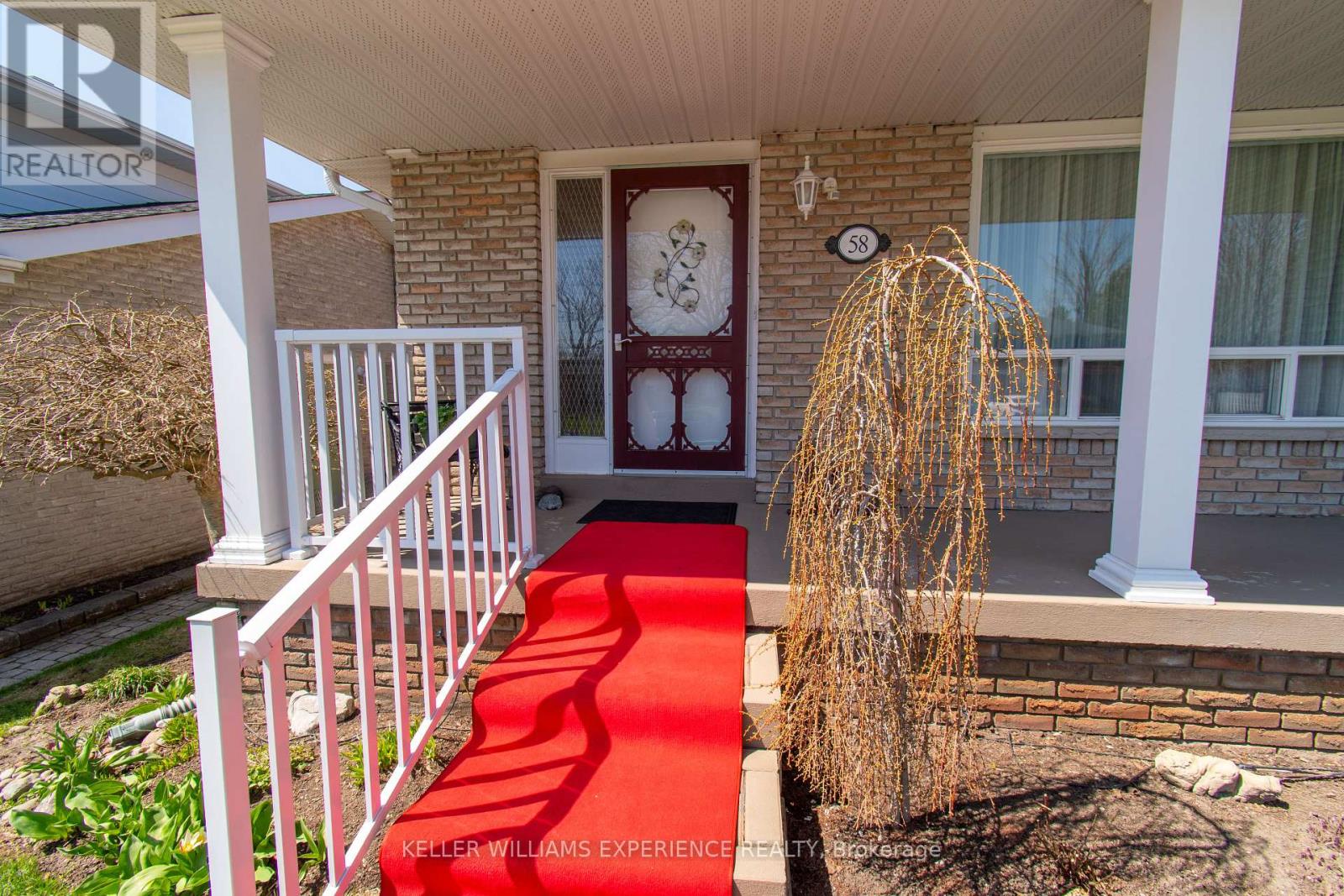 58 VARDEN CRESCENT - 3
