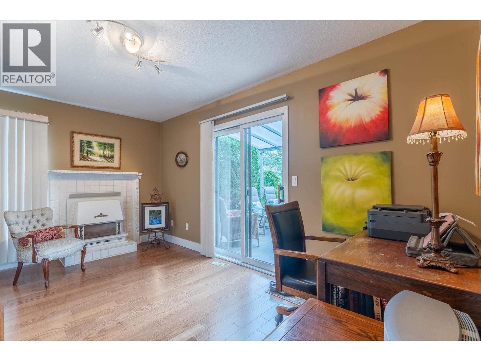 #1312 415 Commonwealth Road - 13