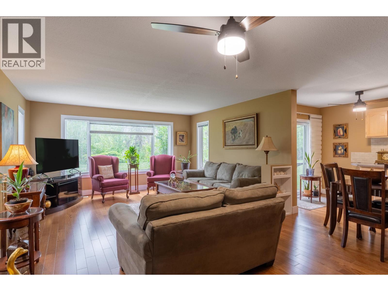 #1312 415 Commonwealth Road - 2