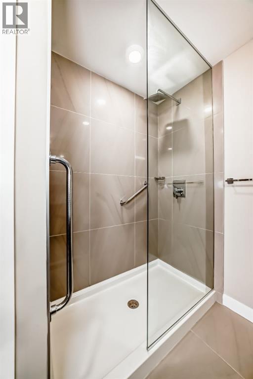 #112 823 5 Avenue NW - 17