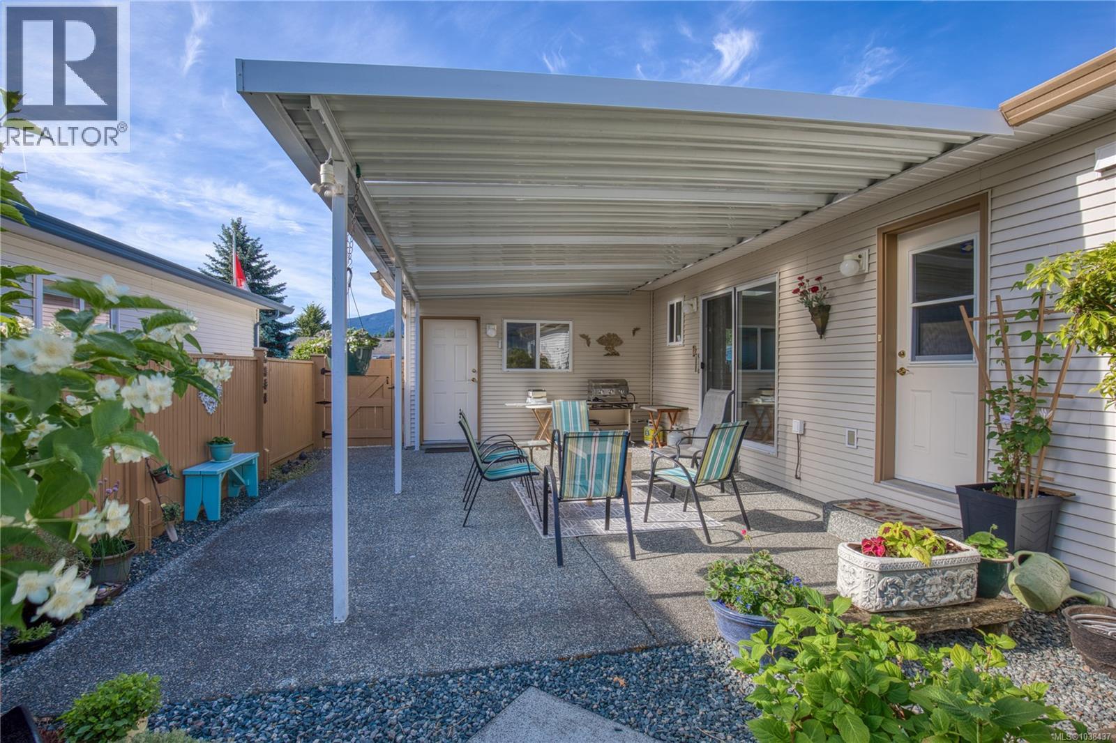 3896 King Arthur Dr - 22