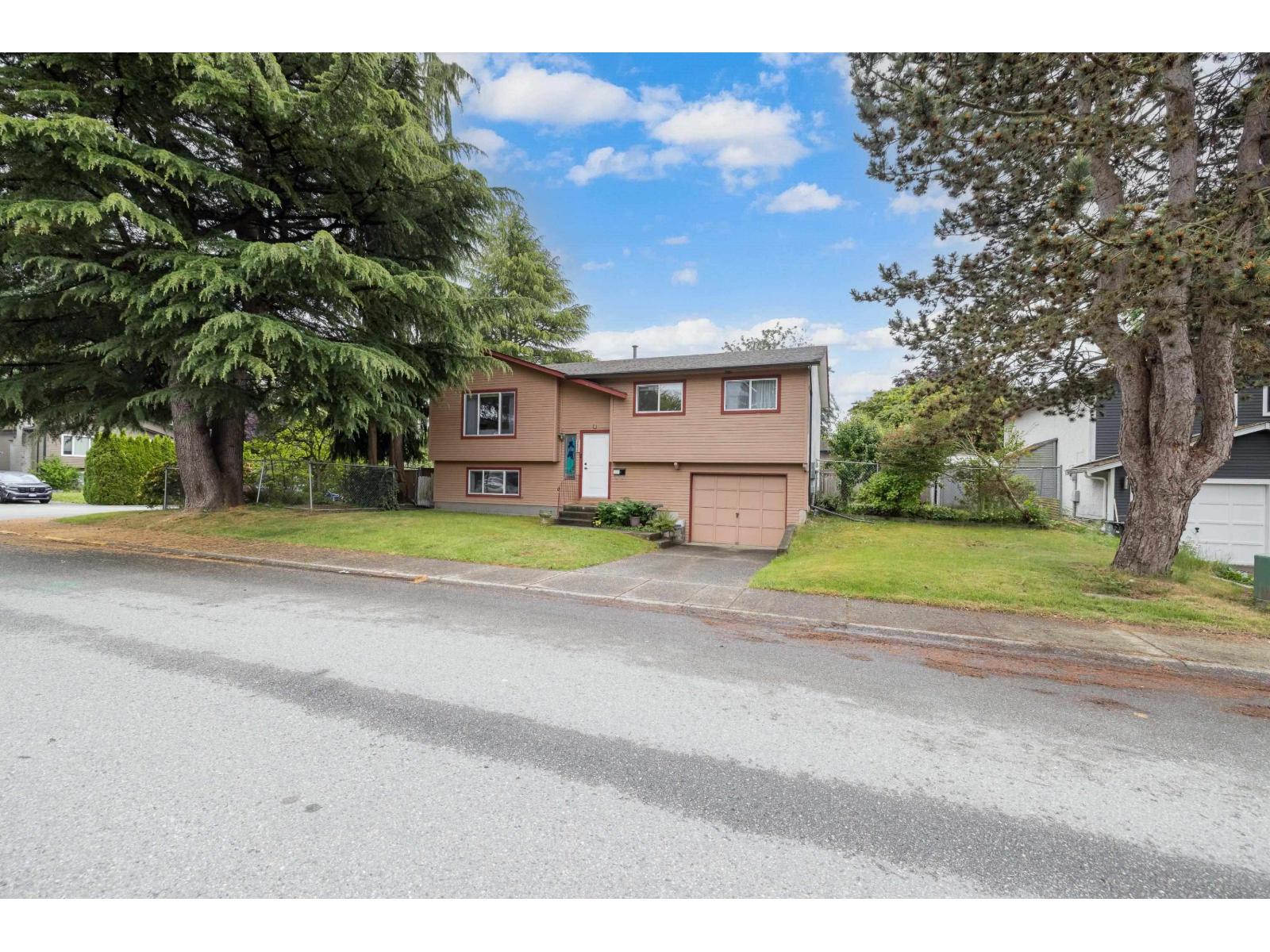 2652 WILDWOOD DRIVE, Langley