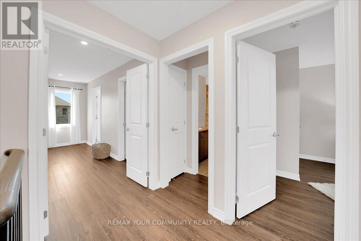 57 STRACHAN TRAIL - 23