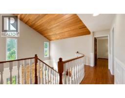 1277 Charter Hill Drive, Coquitlam, BC V3E1P1 Photo 23