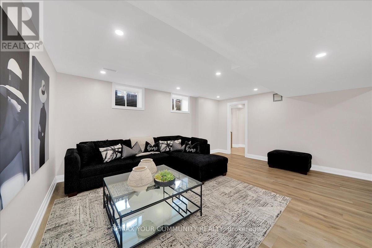57 STRACHAN TRAIL - 34