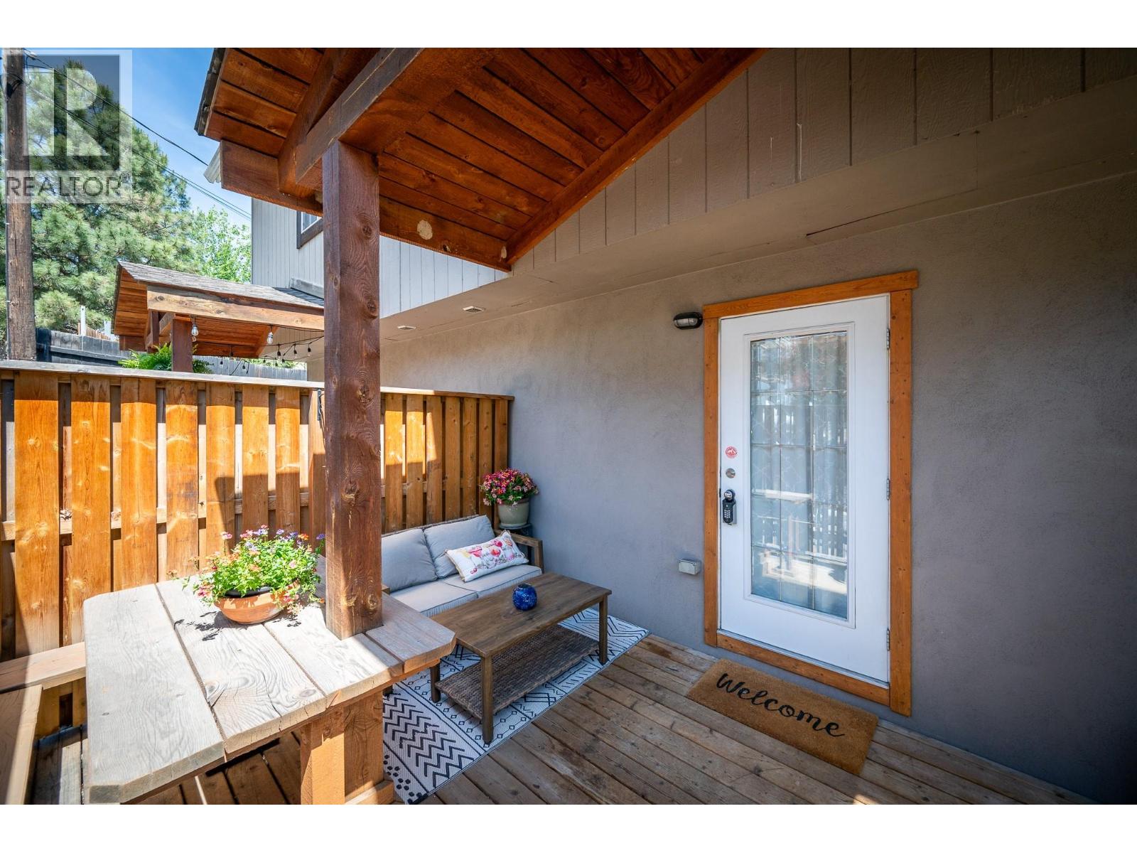 #114 870 MCQUEEN Drive - 7