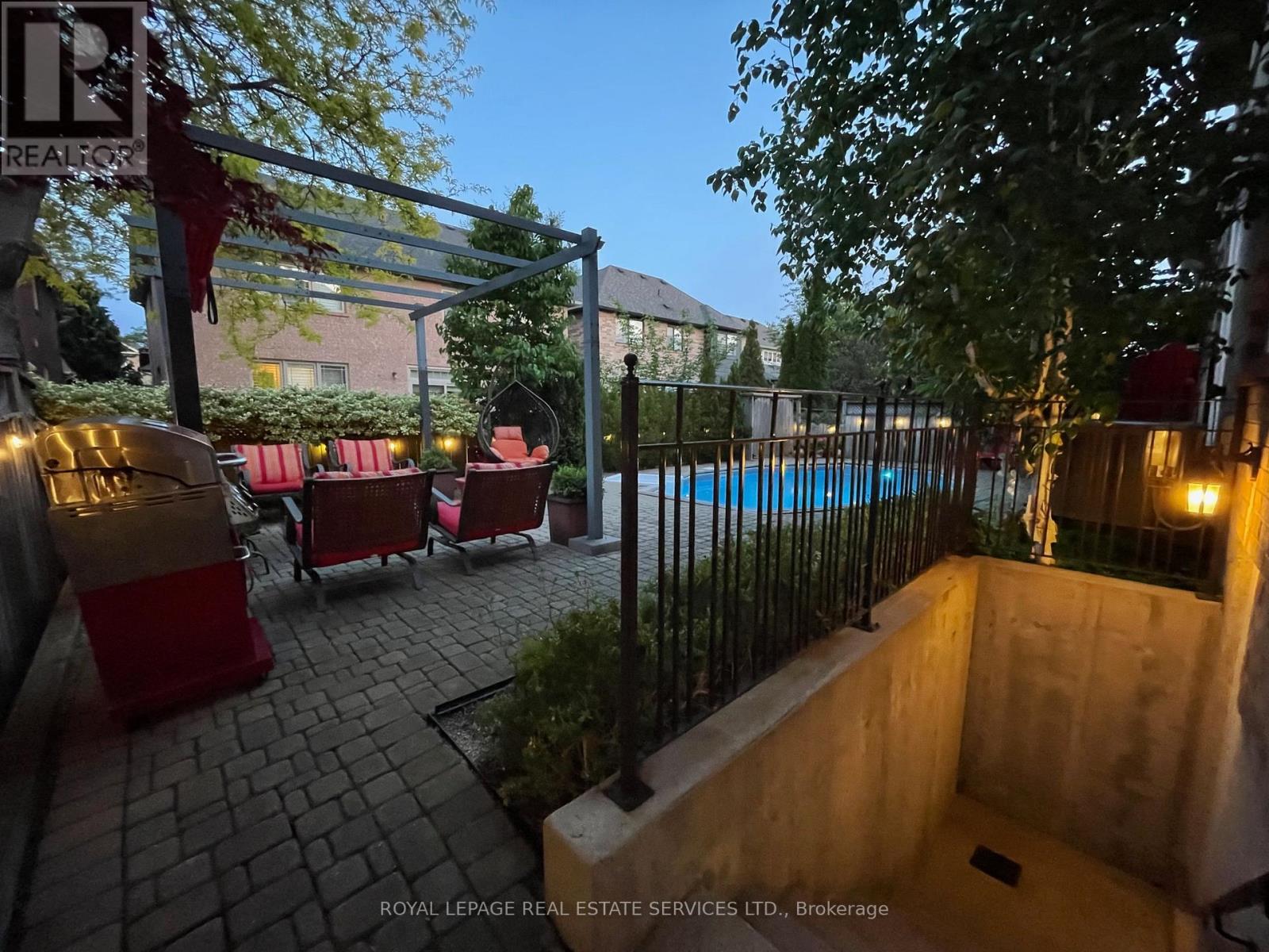 1392 PINECLIFF ROAD - 41