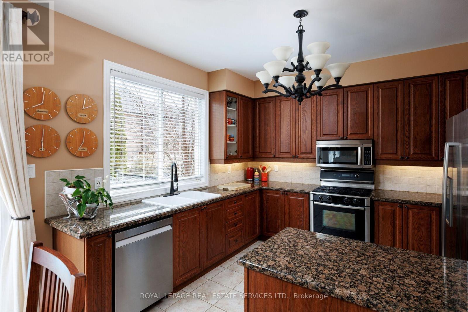 1392 PINECLIFF ROAD - 14