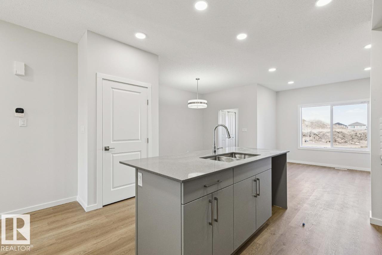 305 EDGEMONT DR NW - 7