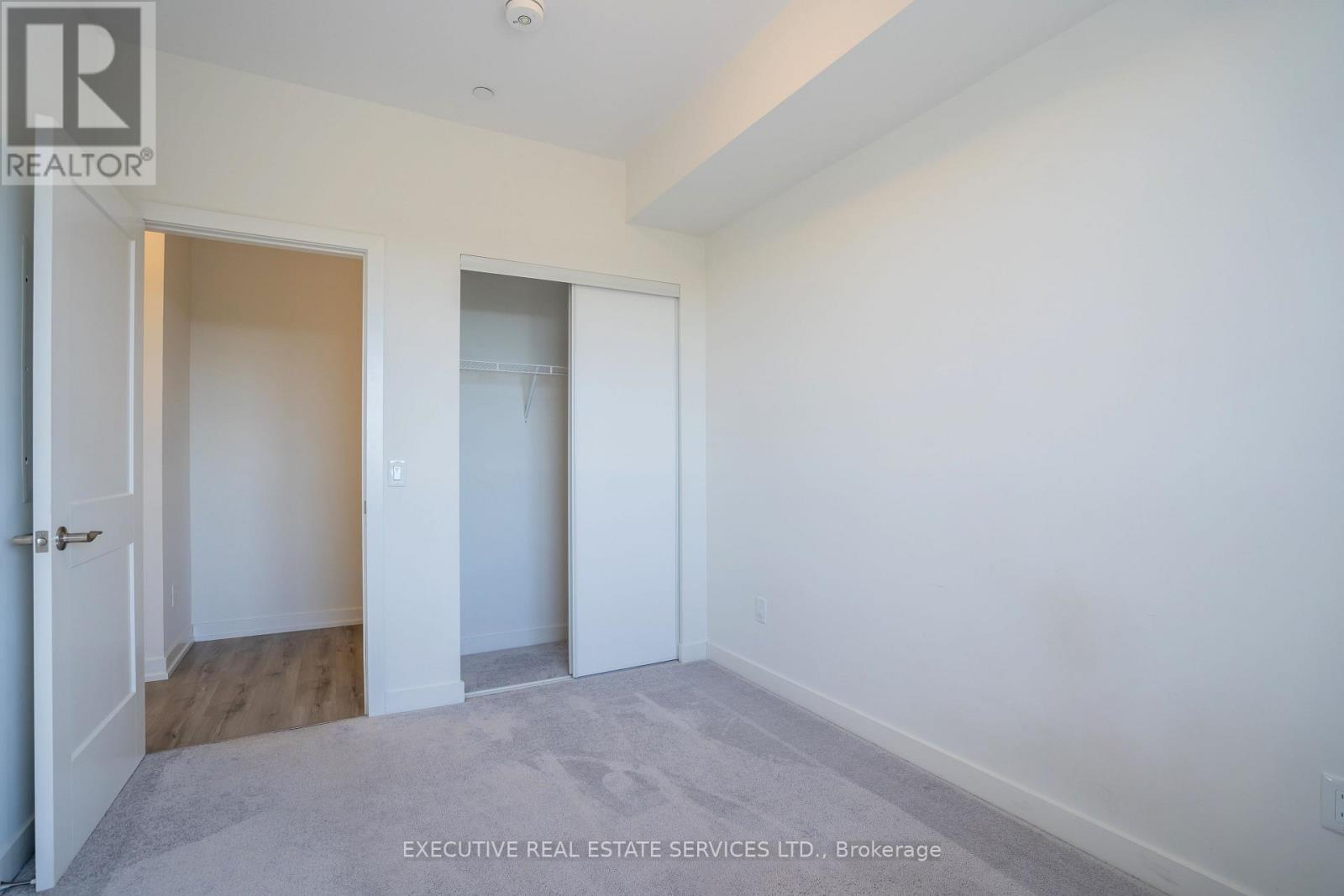 #322 251 NORTHFIELD DRIVE E - 16