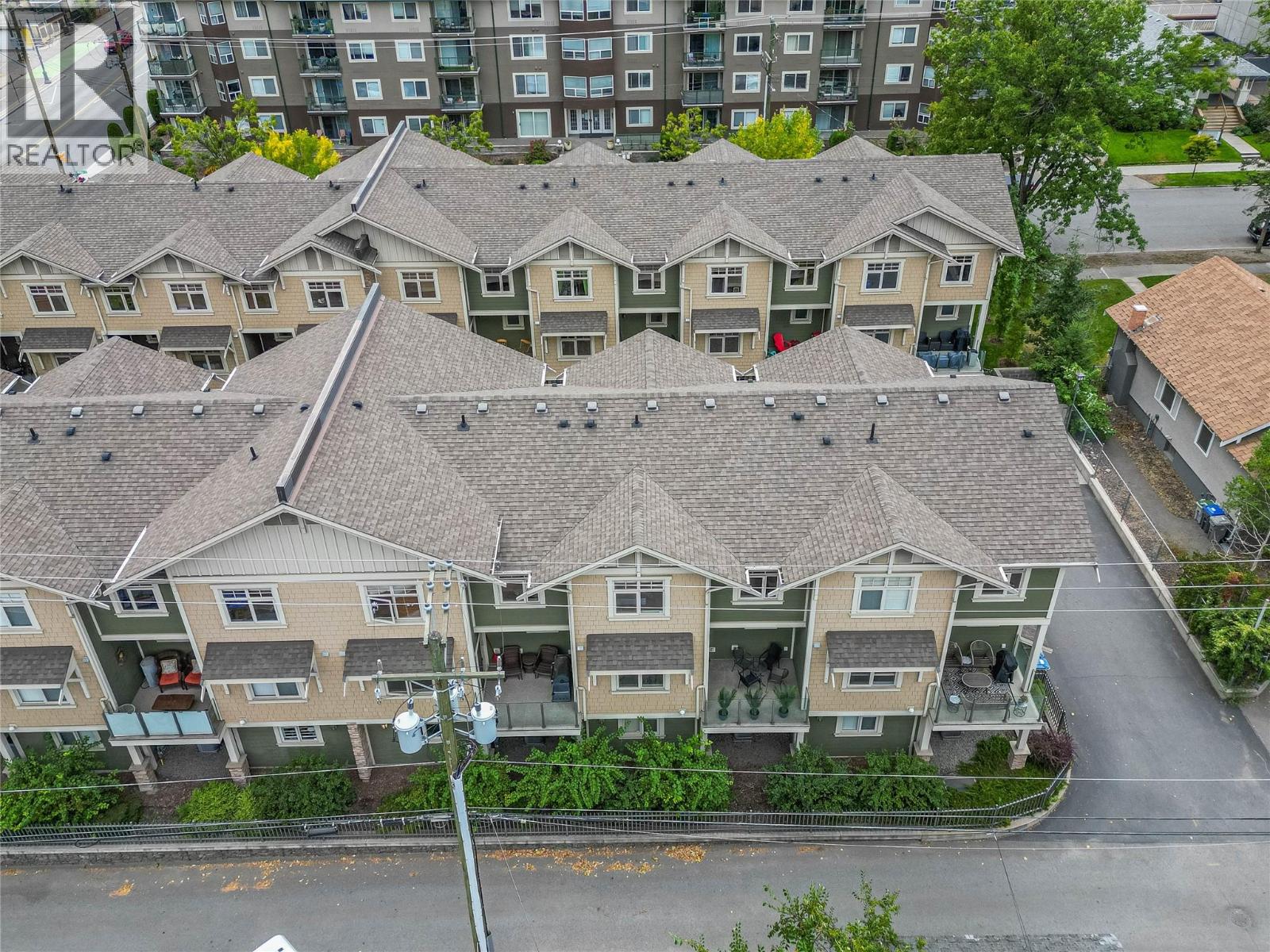 #10 576 NICOLA Street - 40