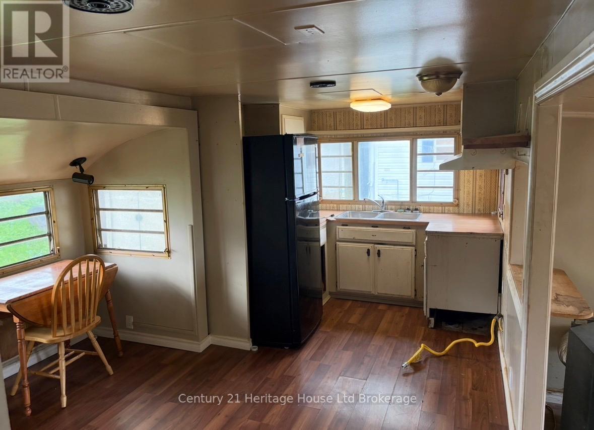 5 HILLCREST - 596101 OXFORD 59 HIGHWAY - 12