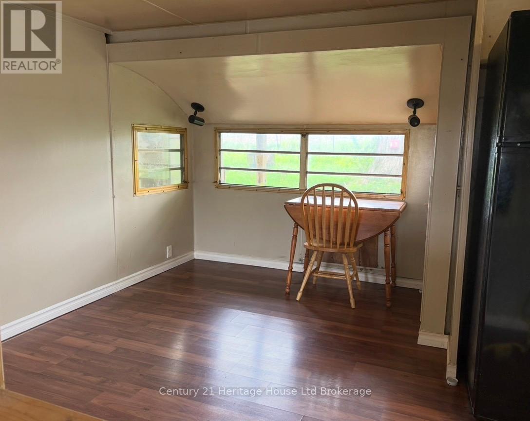 5 HILLCREST - 596101 OXFORD 59 HIGHWAY - 15