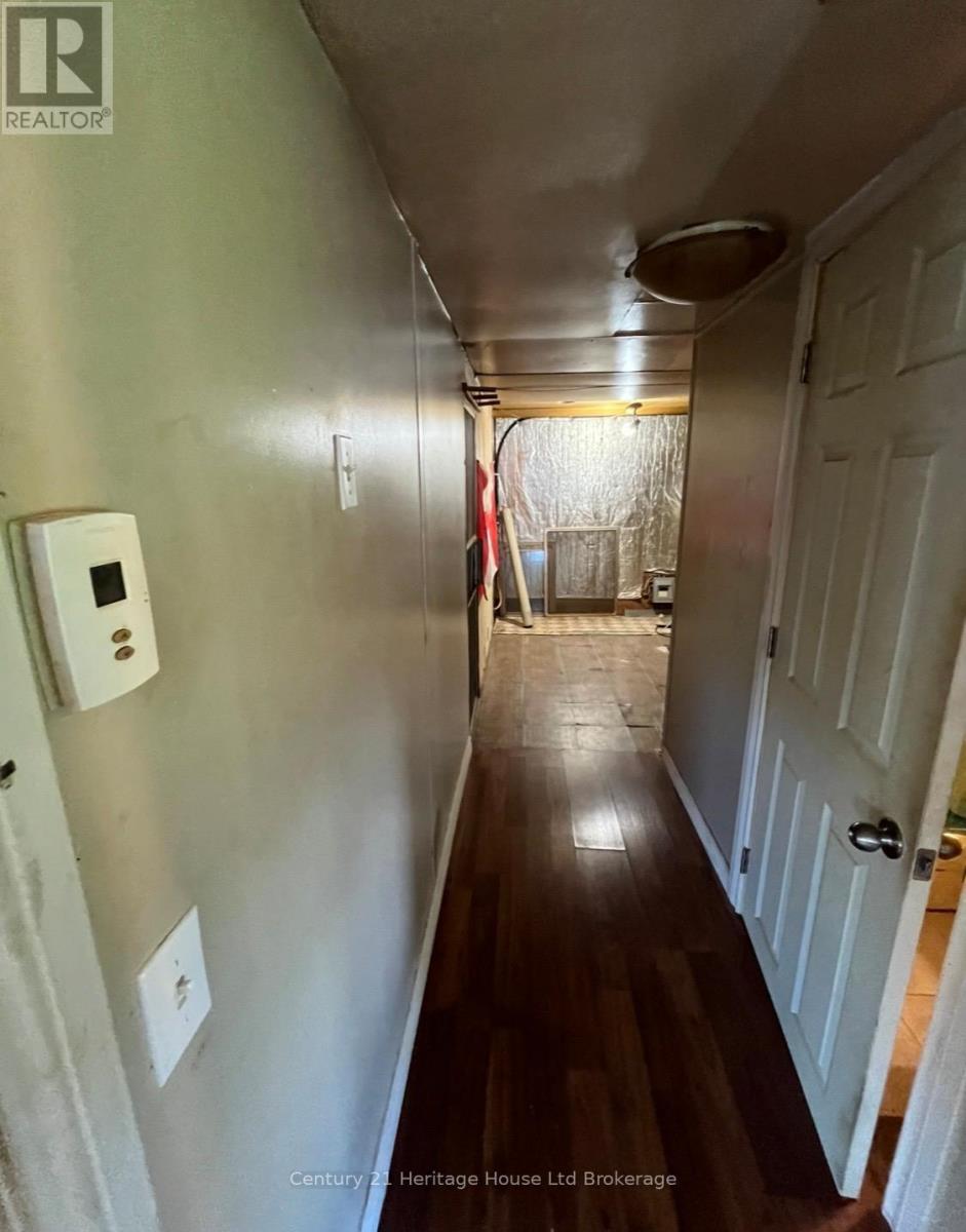 5 HILLCREST - 596101 OXFORD 59 HIGHWAY - 16