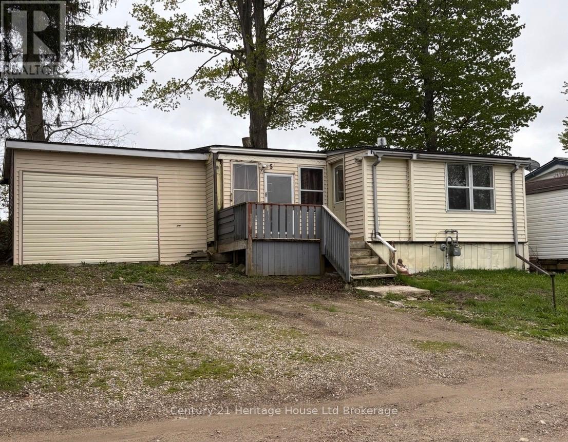 5 HILLCREST - 596101 OXFORD 59 HIGHWAY - 4