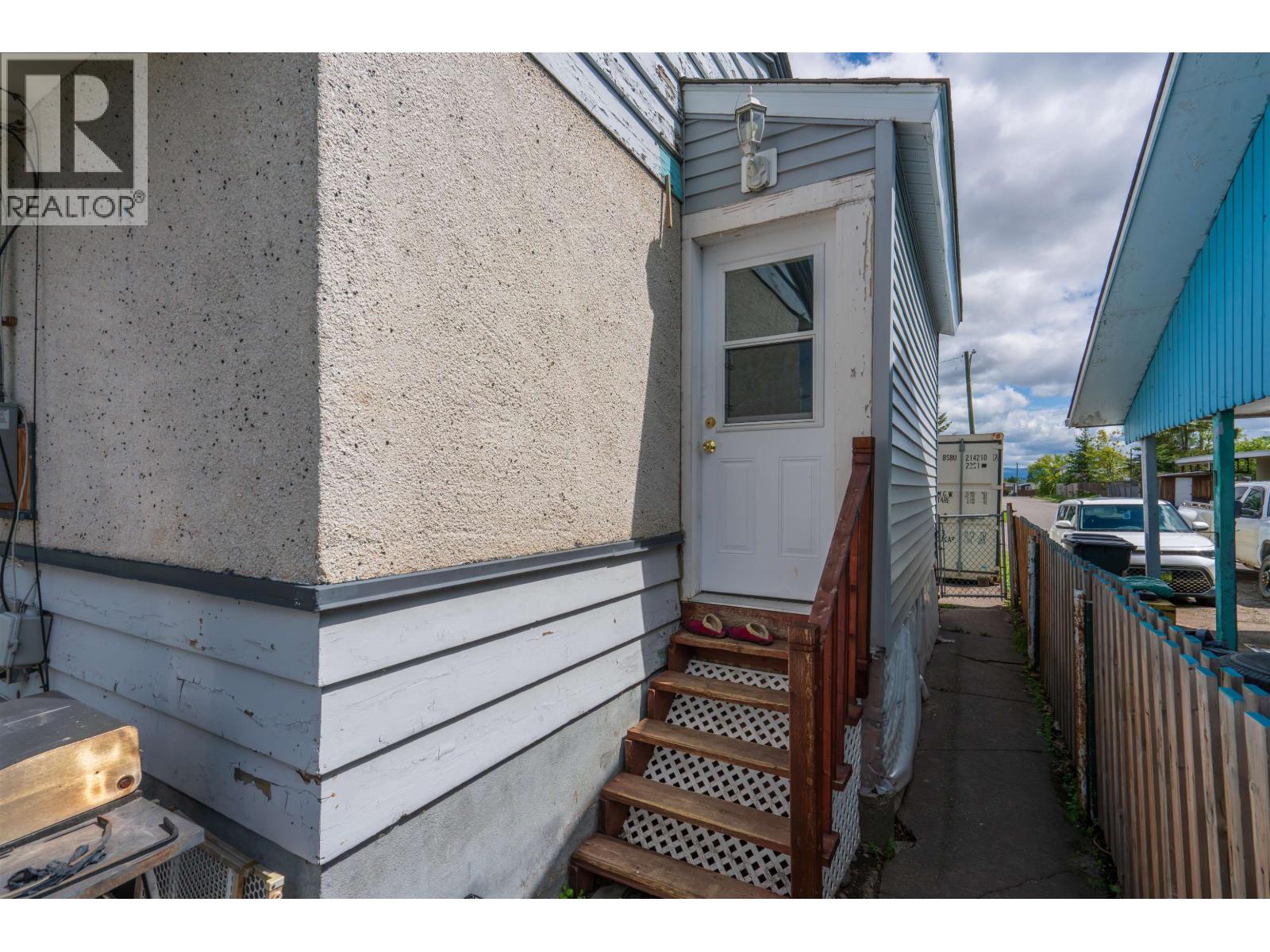 393 IRWIN STREET - 19
