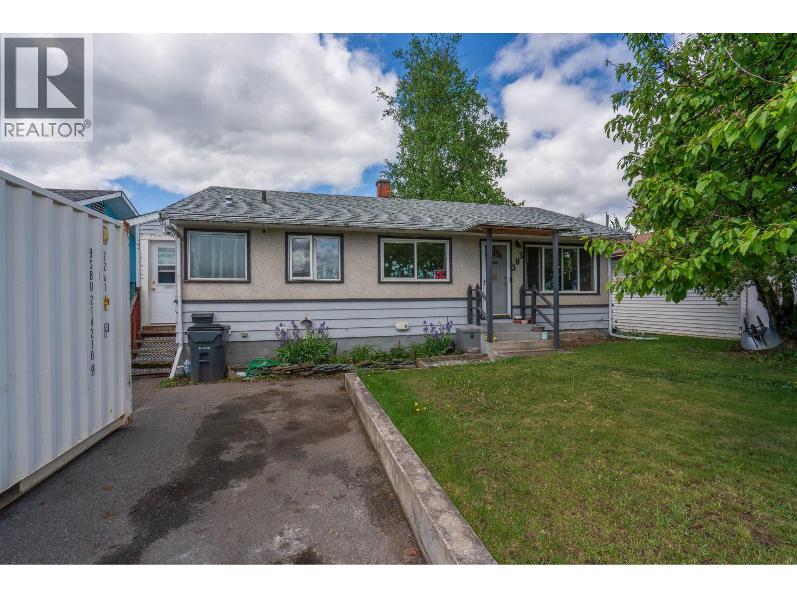 393 IRWIN STREET - Image 2