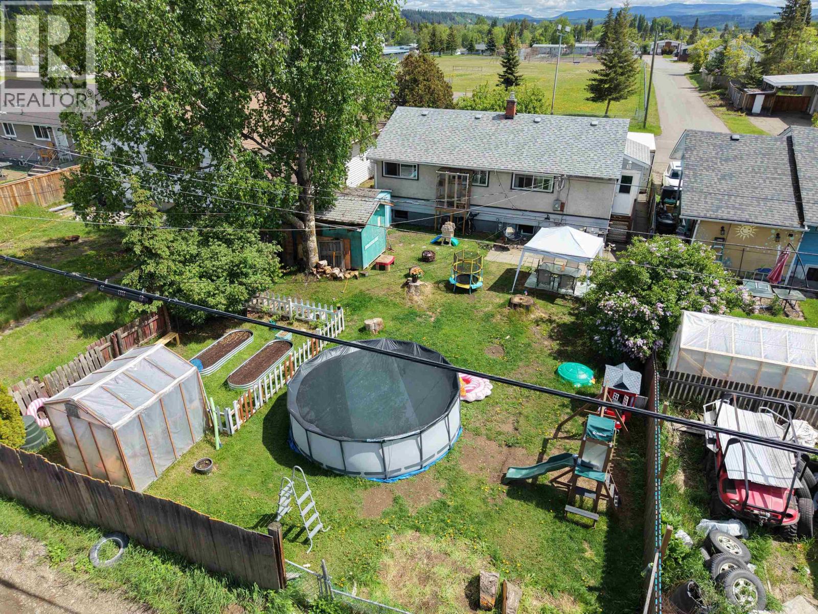 393 IRWIN STREET - 32