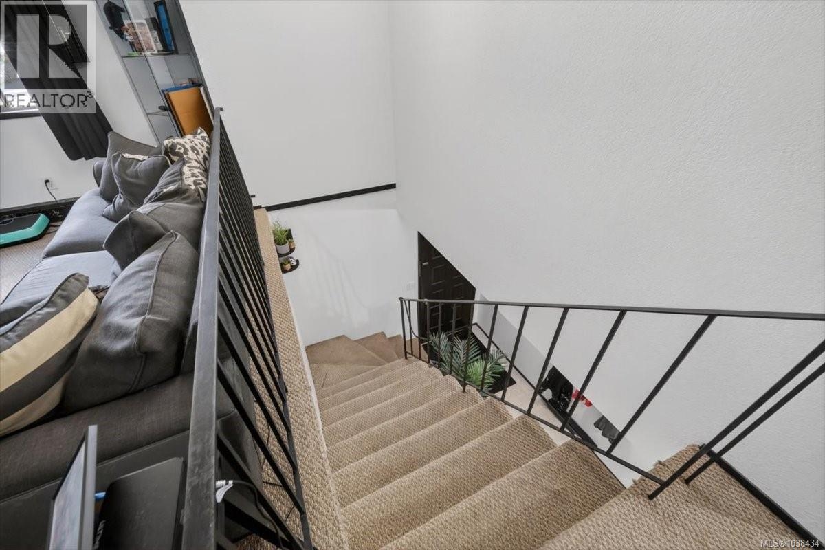 891 Admirals Rd - 30
