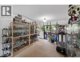 891 Admirals Rd, Esquimalt, BC V9A2P1 Photo 24
