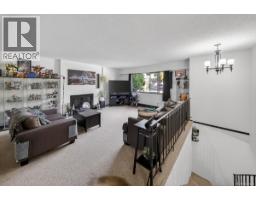 891 Admirals Rd, Esquimalt, BC V9A2P1 Photo 29