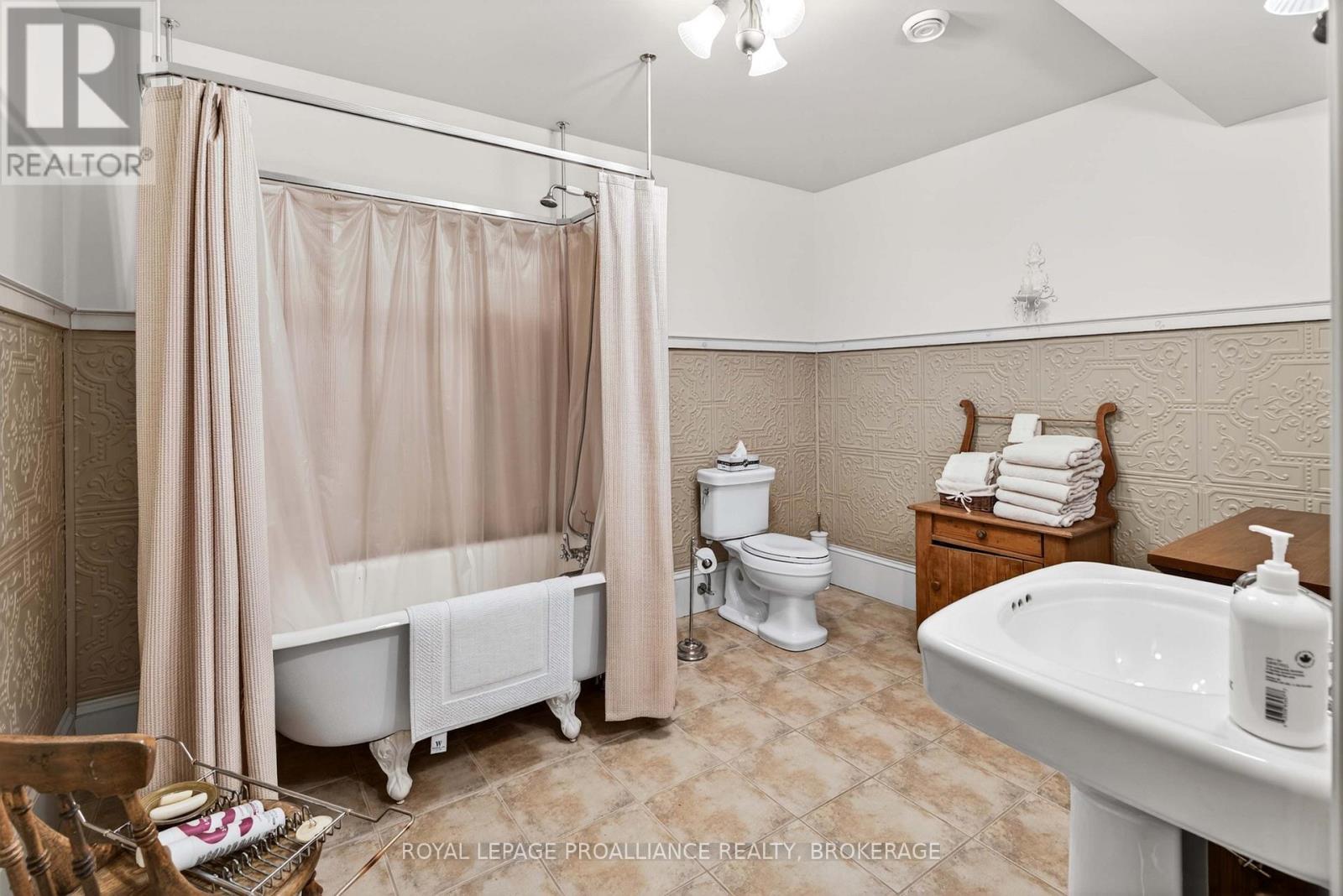 1203 BYGROVE LANE - 49