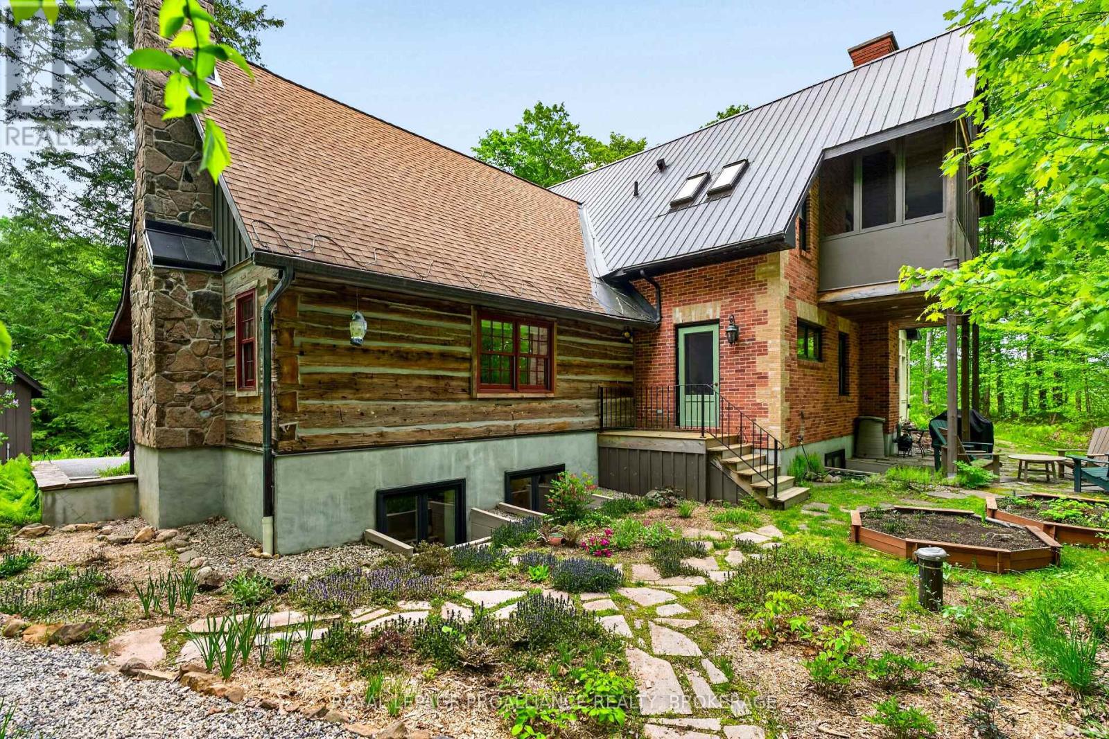 1203 BYGROVE LANE - 6