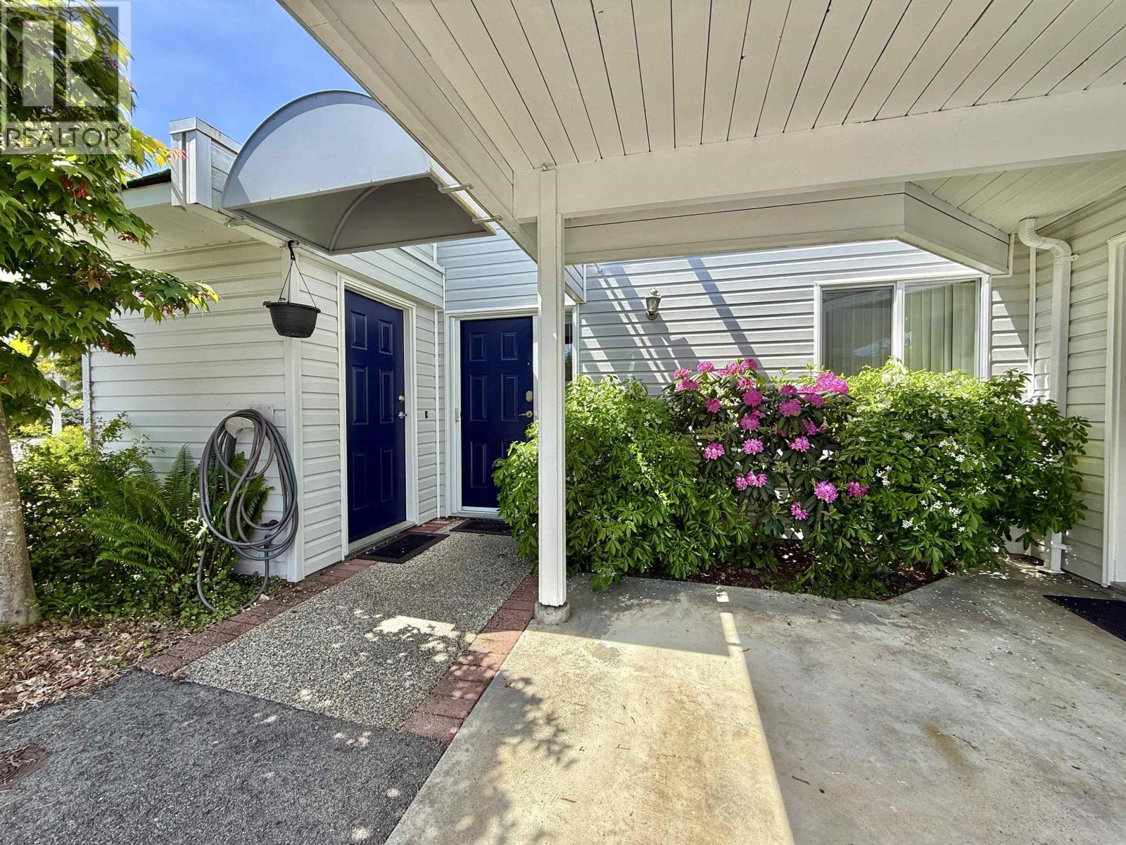 3 699 DOUGALL Road - main photo