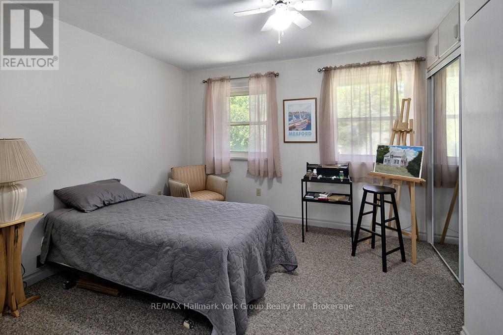88 GRAY AVENUE - 15