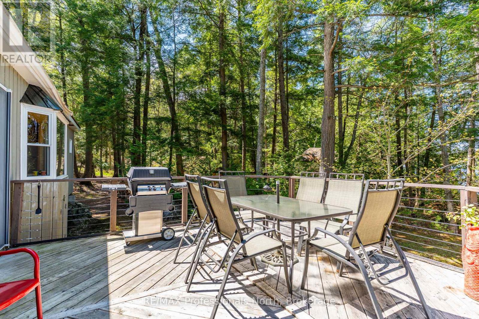54261 BIG HAWK EAST SHORE - 18