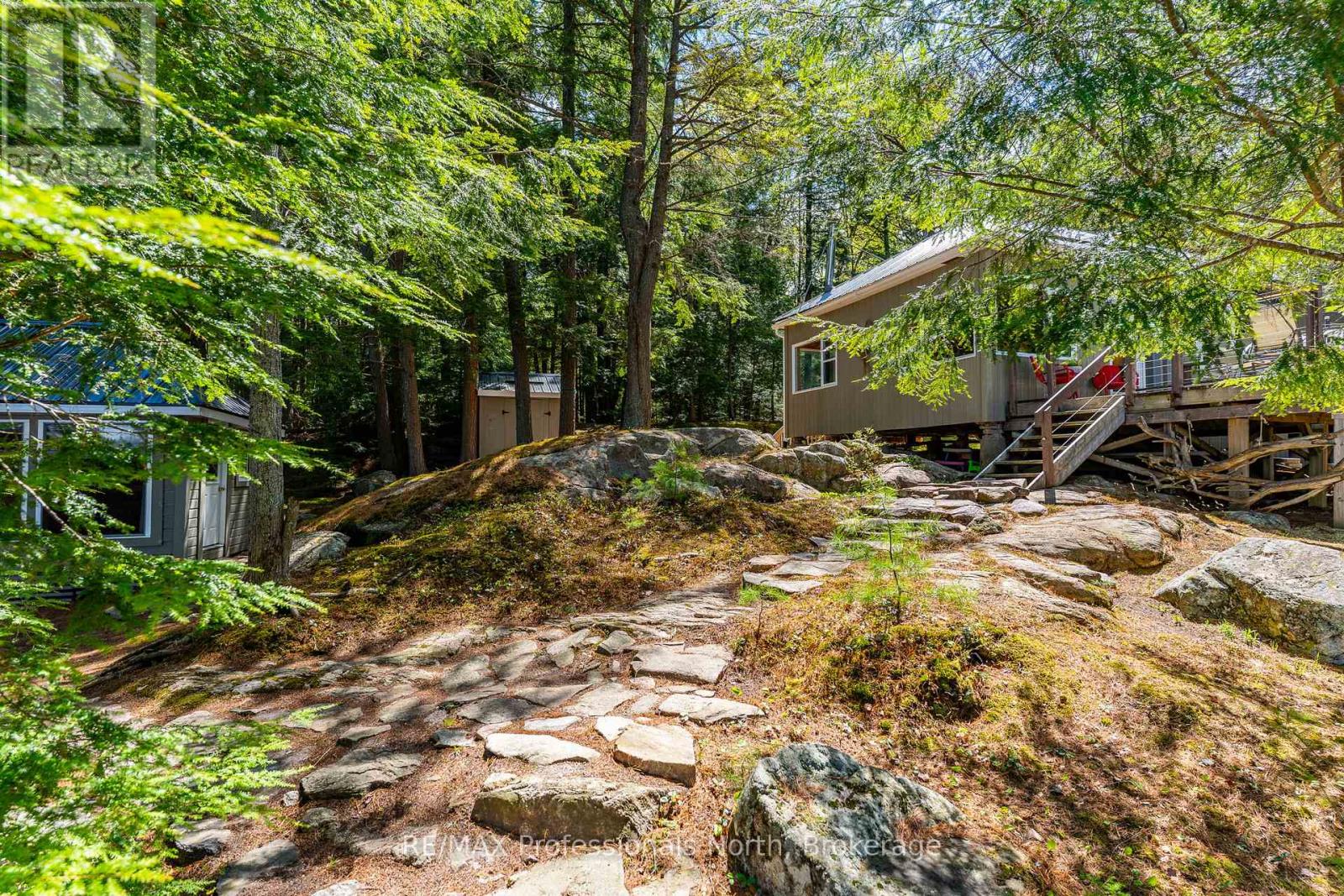 54261 BIG HAWK EAST SHORE - 25