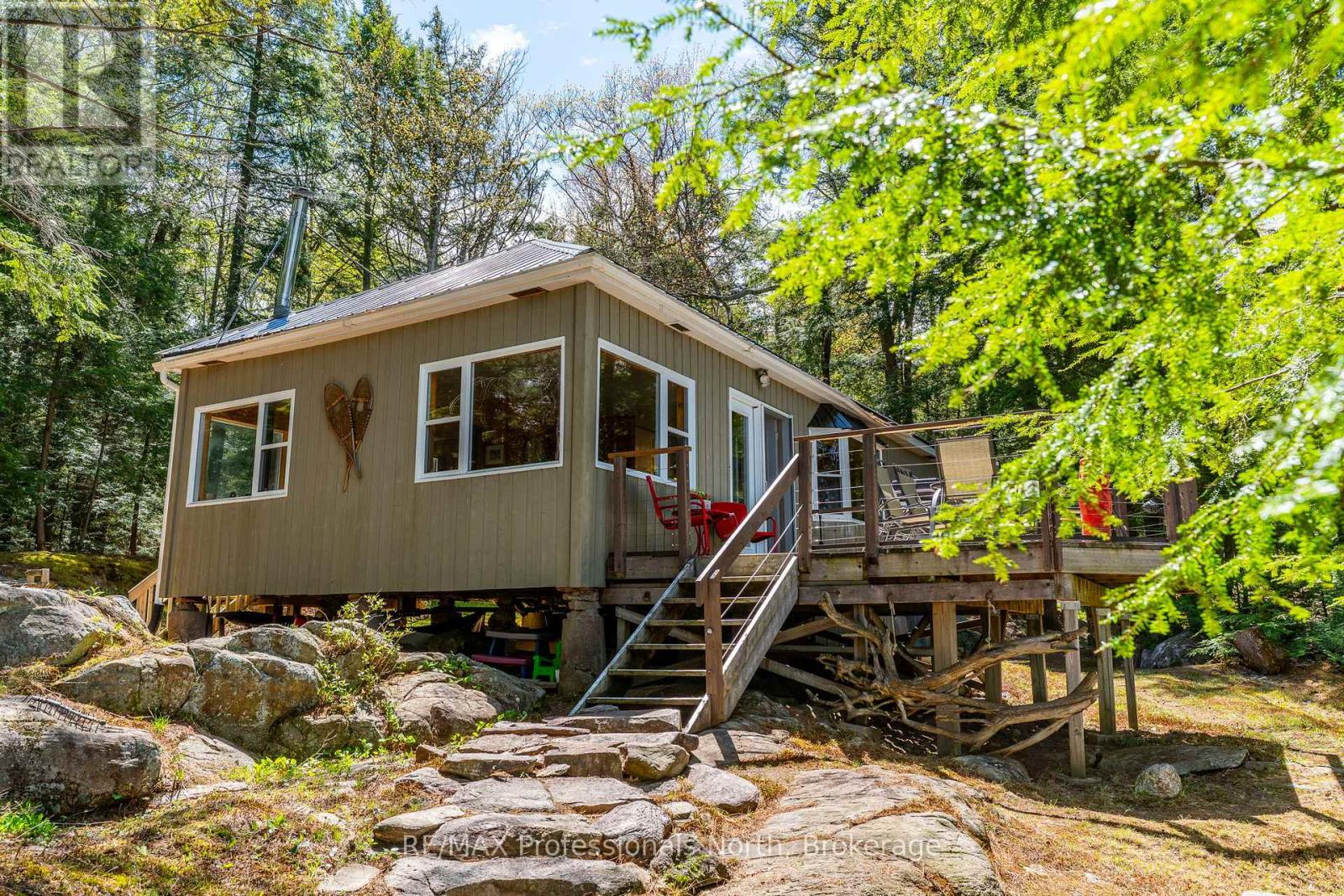 54261 BIG HAWK EAST SHORE - Image 3
