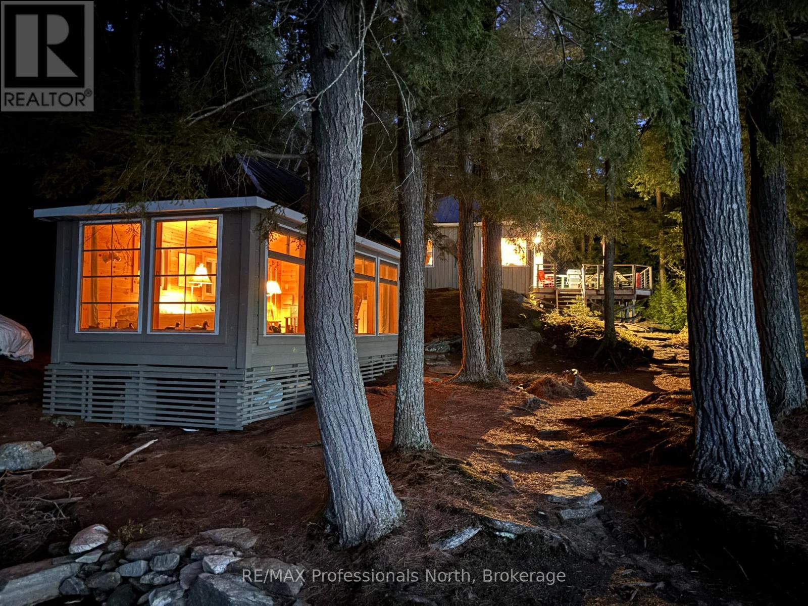 54261 BIG HAWK EAST SHORE - 49